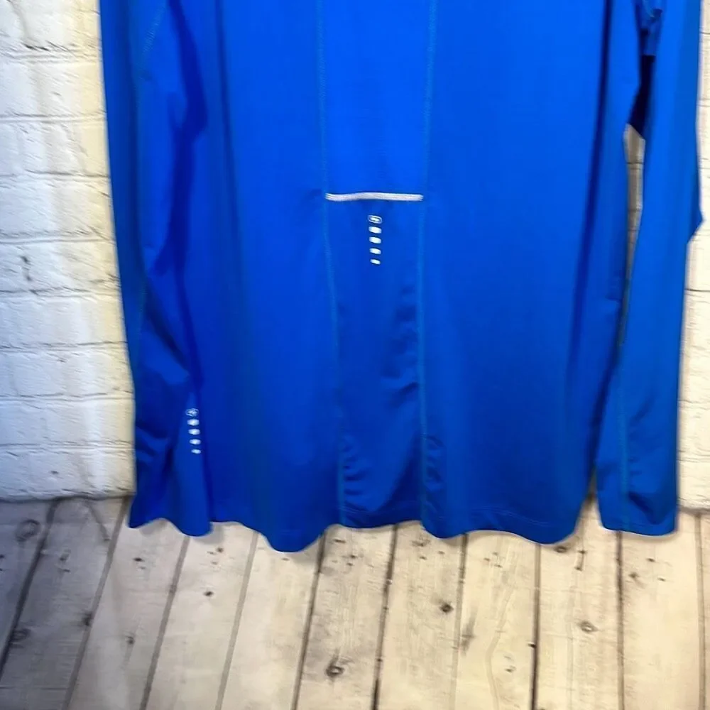 OGIO endurance pullover